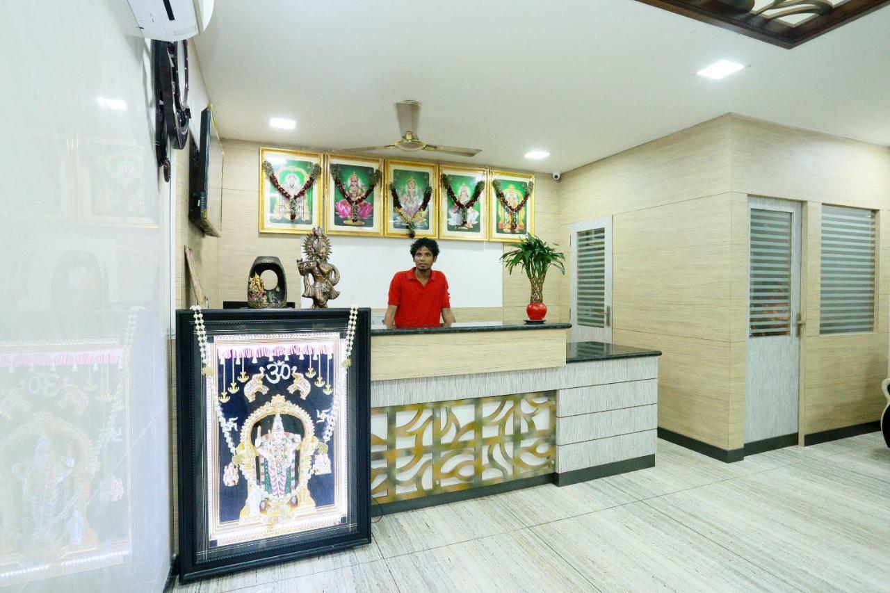 Oyo 18808 Hotel Rsn International ราเมศวาราม ภายนอก รูปภาพ