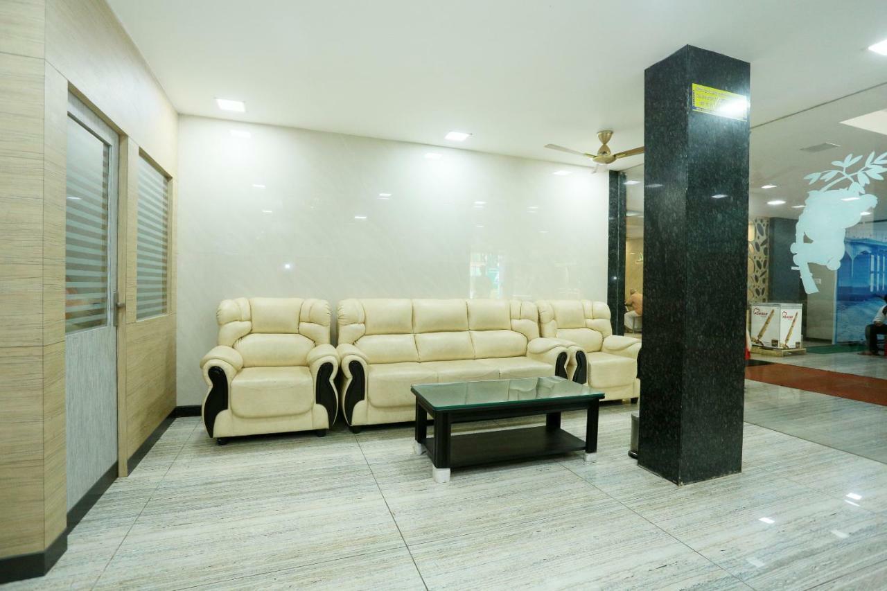 Oyo 18808 Hotel Rsn International ราเมศวาราม ภายนอก รูปภาพ