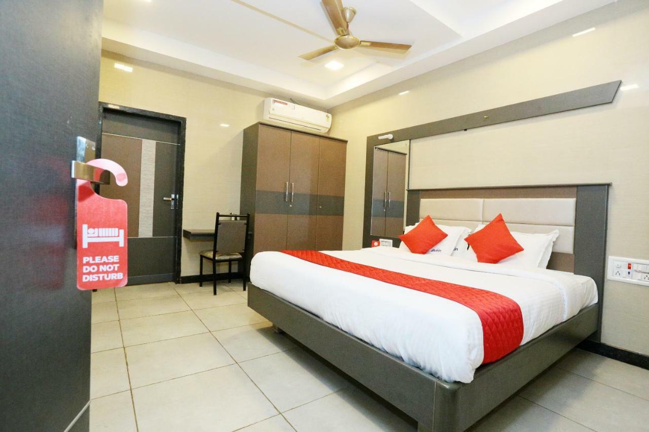 Oyo 18808 Hotel Rsn International ราเมศวาราม ภายนอก รูปภาพ